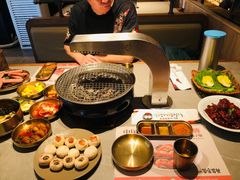 -草家酱蟹炭火烤肉店(珲春南路一店)