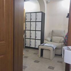 -杉惠素颜美妆皮肤管理中心