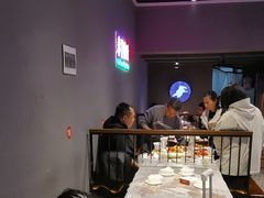 -老街烧烤大排档·地道湖北菜·龙虾馆(汉口火车站店)