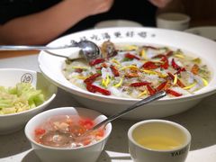 -江渔儿酸菜鱼·拔草餐厅(虎门君乐汇店)