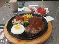 -汤姆家的牛排意面披萨(融创茂店)