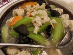 骨汤面筋烩丝瓜-东方饺子王(新奥购物中心店)