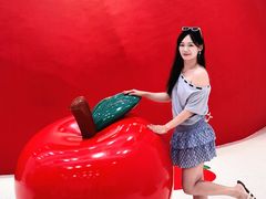 -北京时代美术馆-Hello Kitty Cosmos 光影特展-北京站