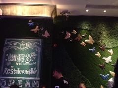 -蝴蝶汇音乐酒馆(罗湖店)
