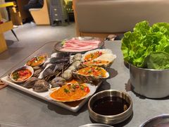 -围炉肉舍丹东海鲜烤肉·烤活鳗(步行街店)