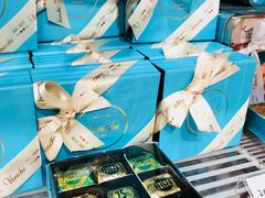 -VENCHI 闻绮(北京国贸商城店)