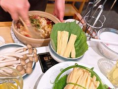 -烹然四季椰子鸡火锅(姚家园万象汇店)