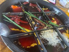 -正南齊北重庆老火锅(光华村直营店)