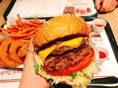 -The Habit Burger Grill 哈比特汉堡(复兴soho店)