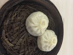 -老西白点心店