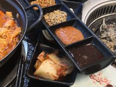 -烤路里·韩国品质自助烤肉(石路天虹4号店)