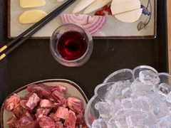 -毛辣果·贵州红酸汤牛肉火锅(西单店)