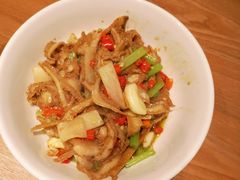 -费大厨辣椒炒肉(万家丽一店)