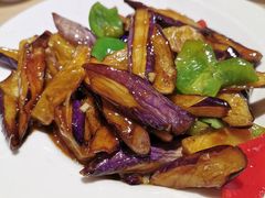 地三鲜-关东小磨东北菜(上海长风大悦城店)