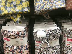 -优衣库(青岛万象城店)