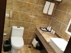 -怡华威斯达酒店(重庆医科大学附属儿童医院店)