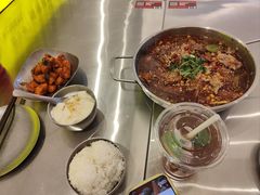 -蓉三少冒烤鸭·四川小吃集(北京首店)