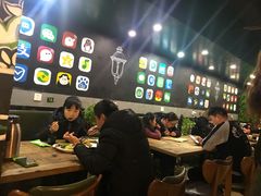 -朋友圈概念餐厅(象山万达广场店)