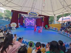 -史努比缤纷世界