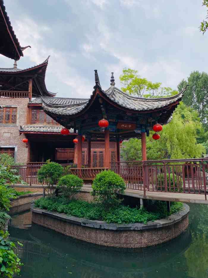 哈里谷-"也不知怎么就逛到这里.人不多 景别致 适."-大众点评移动版