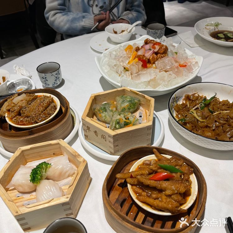 这里的点心是我从小吃到大的 味道还是和以前一样