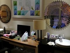 -喜鹊愉家酒店(郑州曼哈顿博览中心地铁站店)