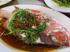 -霞涌市场海鲜摆卖区