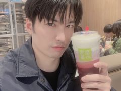 -奈雪的茶(湖滨银泰in77C区PRO店)