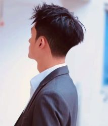 -尤司男士国潮理发馆