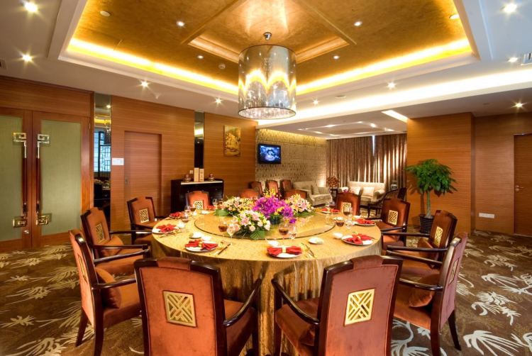 中西正餐甜品来者不拒,好吃赖吃吃过才知道