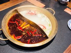 麻辣鸳鸯锅-来涮蜀鲜货火锅串串香(菜市口店)