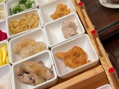 -香麒园·过桥米线·南湖雅宴