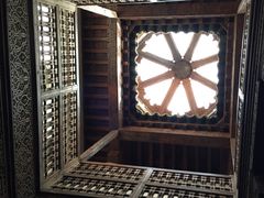 -阿里·本·优素福神学院