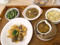 -雪梅月子中心(华侨城店)