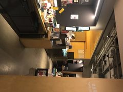 -物质生活书·酒吧