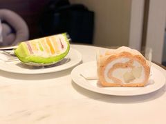 白凤桃·脆脆卷-KNOTKNOT珞珞·日式甜品(K11店)