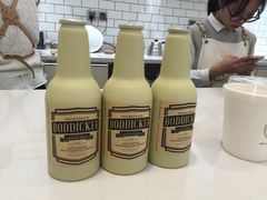 -Onirii Coffee(长乐路店)