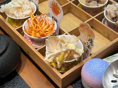 -菌自由丨野生菌火锅特色庭院餐厅(丽江古城店)