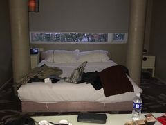 卧室双龙柱-泉谷酒店(北京天坛店)
