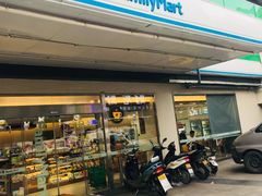 门面-全家便利店(星湖街店)