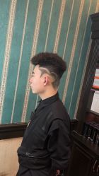 -海文先生国潮烫染男士理发馆