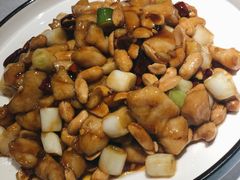 宫保鸡丁-雲蜀龙阁·金牌水煮鱼(方庄店)