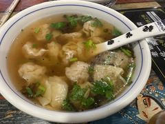 -老谢野馄饨(延安路店)