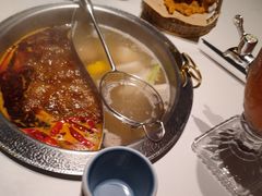 -左庭右院鲜牛肉火锅(金山万达店)