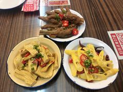 -三镇卤货二公司(汉街店)