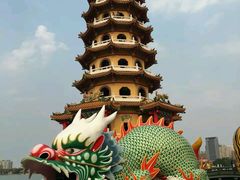 -龙虎塔