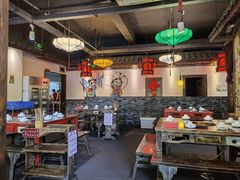大堂-矮板凳老火锅(宽窄巷子店)
