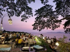 -网红落日悬崖餐厅 The Sky Gallery