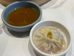 -馋三尺蟹粉小笼(人民广场店)