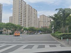 -上海汽车博览公园-北门停车场